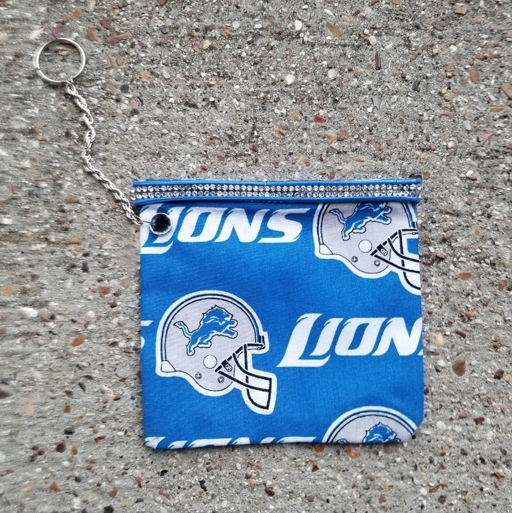 4 in. X 4 in. Diamond Detroit Lions Velcro Pouch